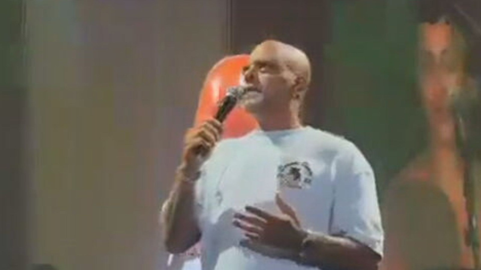 אייל גולן באמפי-פארק באשקלון, הערב