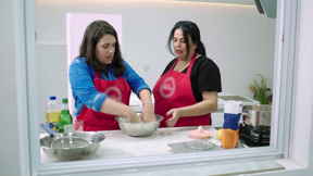 סבתא בישלה טריילר