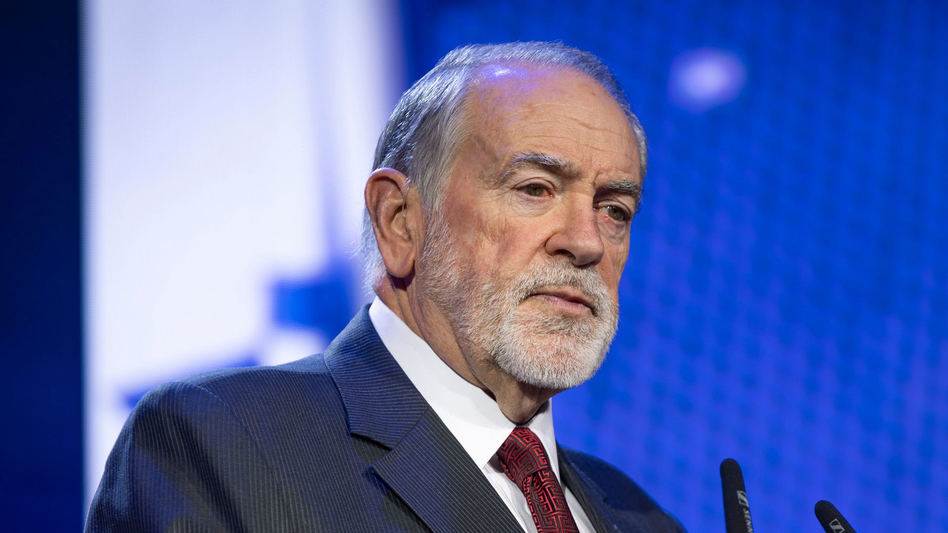 מייק האקבי בירושלים, בחודש שעבר