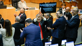 איתמר בן גביר מנסה לפתוח שמפניה לאחר אישור חוק עונש מוות למחבלים