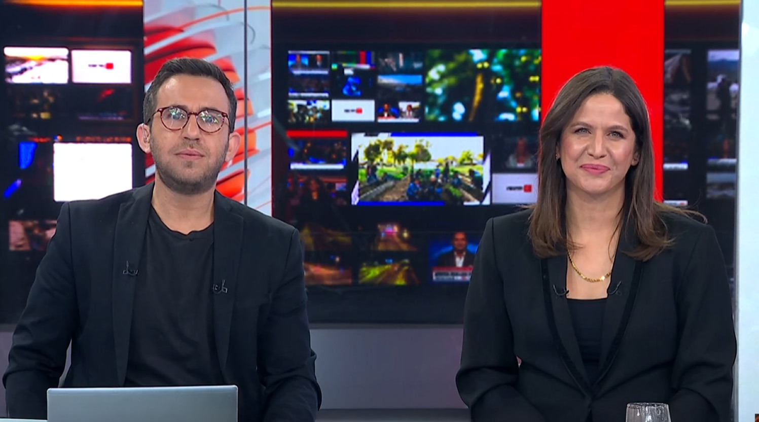 משדר חדשות מיוחד עם עקיבא נוביק וקרן רפאלי לנץ |  04.03.26 - 02:00