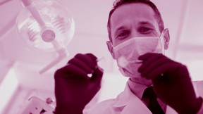 רופא שיניים 