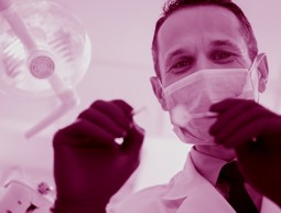 רופא שיניים 