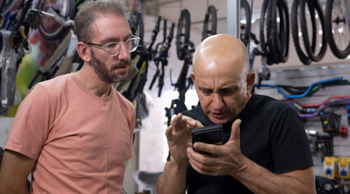 המדריך המלא לבני הנוער: איך להשקיע בלי ליפול בפח? | תיק לכל ילד - פרק 2