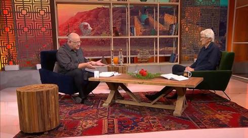 בין השמשות - 62