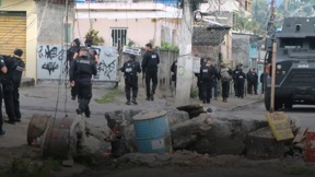 פשיטה על כנופיית פשע בריו דה ז'ניירו