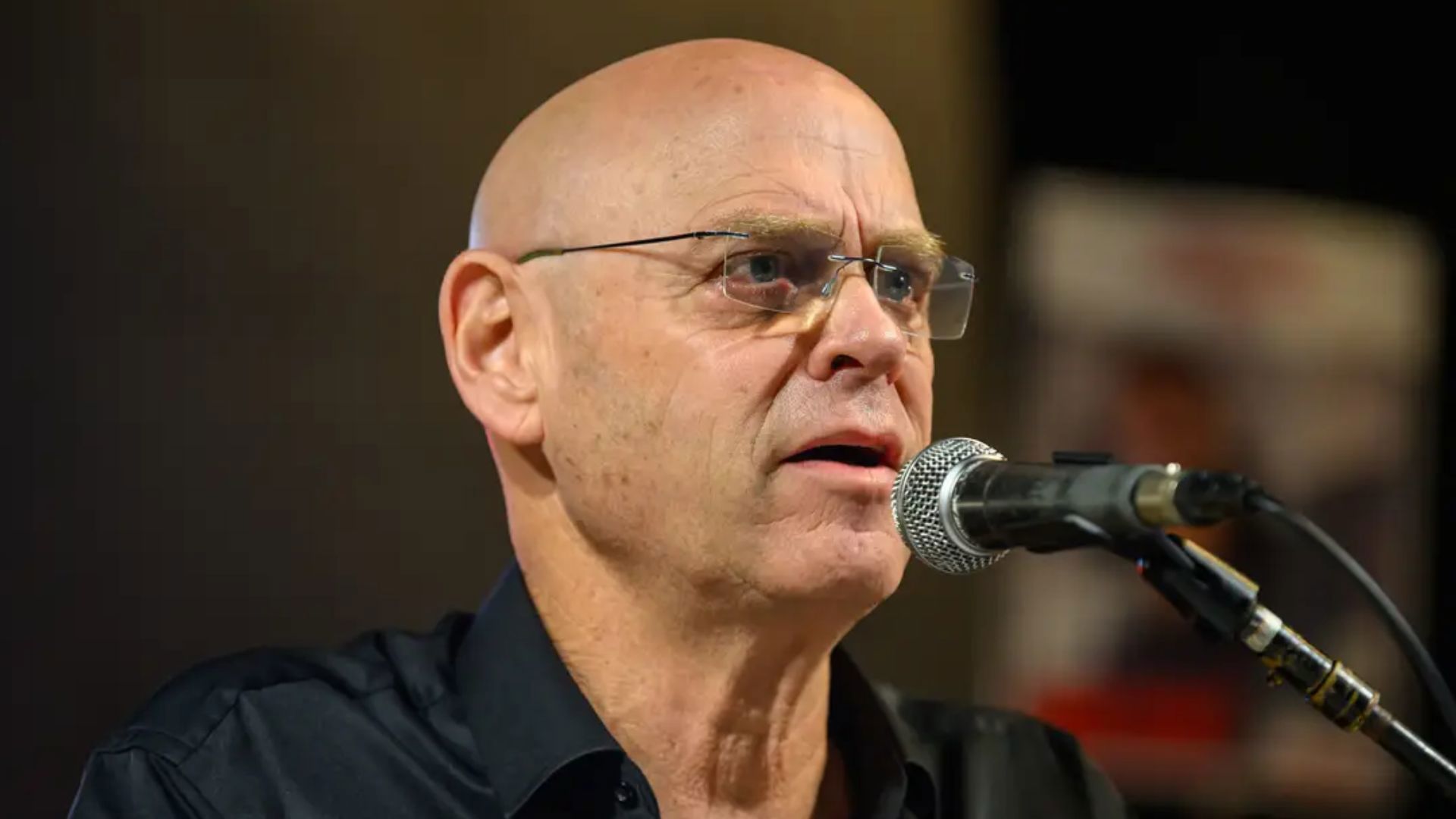 נעם תיבון בכיכר החטופים בתל אביב, דצמבר 2023