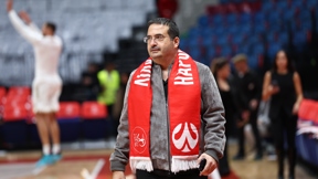 בעלי הפועל תל אביב בכדורסל עופר ינאי