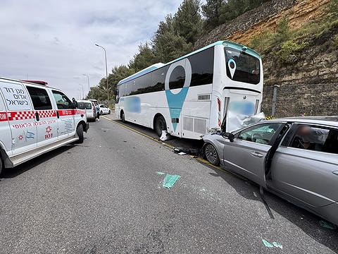 זירת התאונה בכביש 1