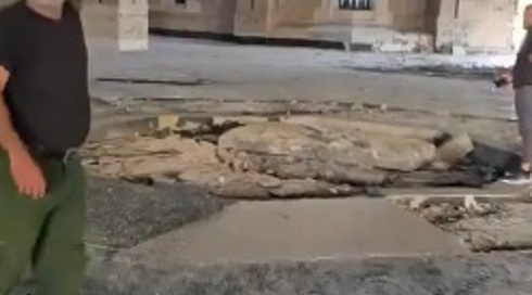 מקורב לאסד "הקים גוף צבאי", גופת חאפז הוצאה מהקבר