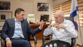 יעקב טרנר ורוביק דנילוביץ' 