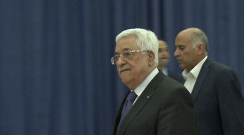 בגיל 90: אבו מאזן ממנה לראשונה סגן – מה עומד מאחורי המהלך?
