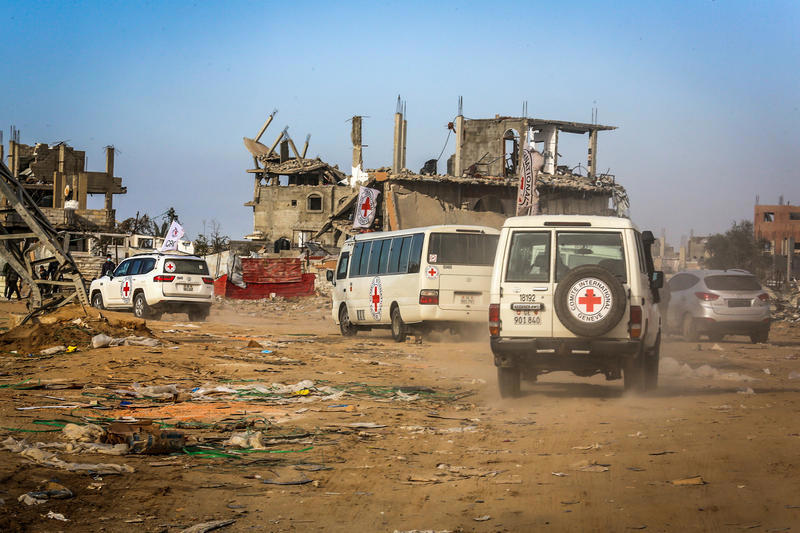 רכבי הצלב האדום ברצועת עזה