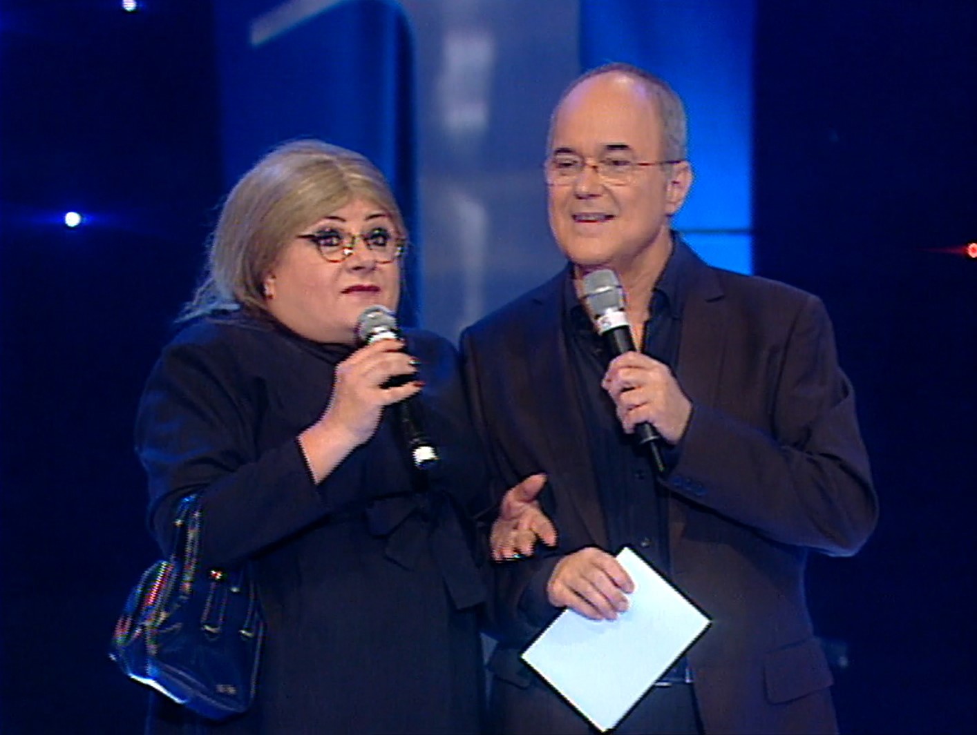 מני פאר חנה לסלאו