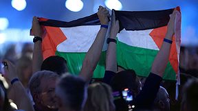 דגלי הרשות הפלסטינית מונפים באירוויזיון בבזל, בשנה שעברה