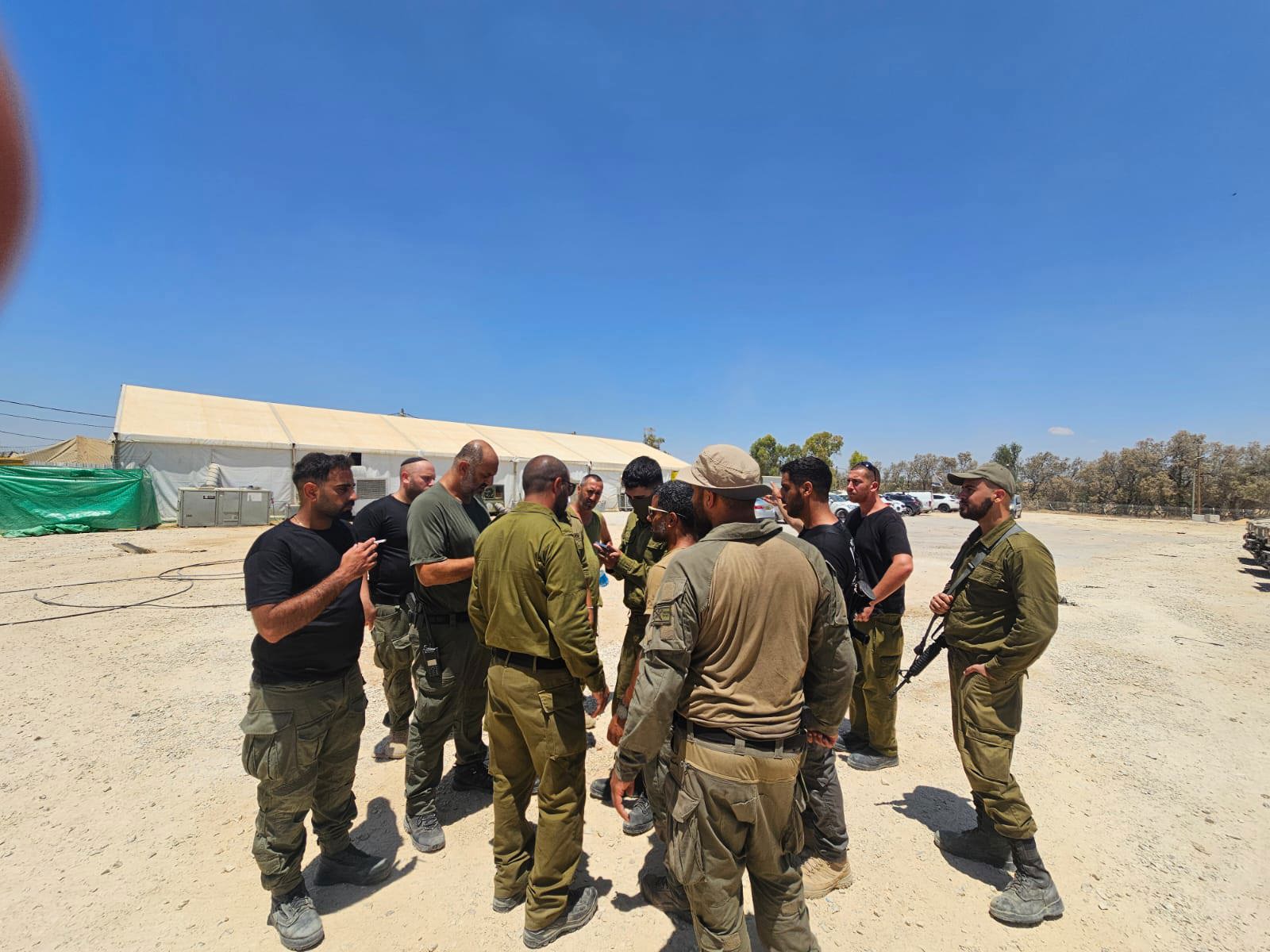 החיילים בשדה תימן