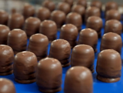 קרמבו מתוק במחיר מר: הממתקים האהובים מתייקרים - רגע לפני החורף