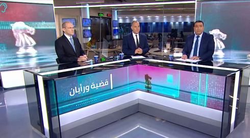 قضية ورأيان