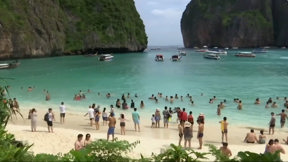 חופשה שנה מראש