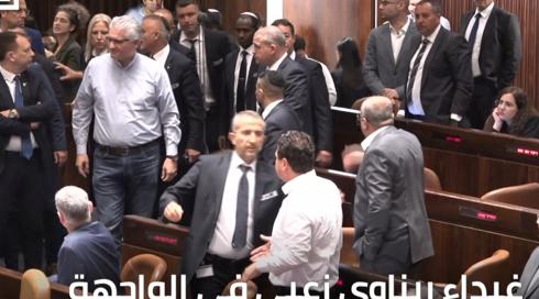 الخامسة في مكان مع محمد الشيخ خليل 20.6.2022