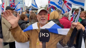 "אנחנו עם ישראל": בריטניה מחבקת את חברי הקהילה היהודית אחרי הפיגוע הרצחני