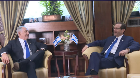 الخامسة في مكان مع وسيم كيوف | 1.12.25