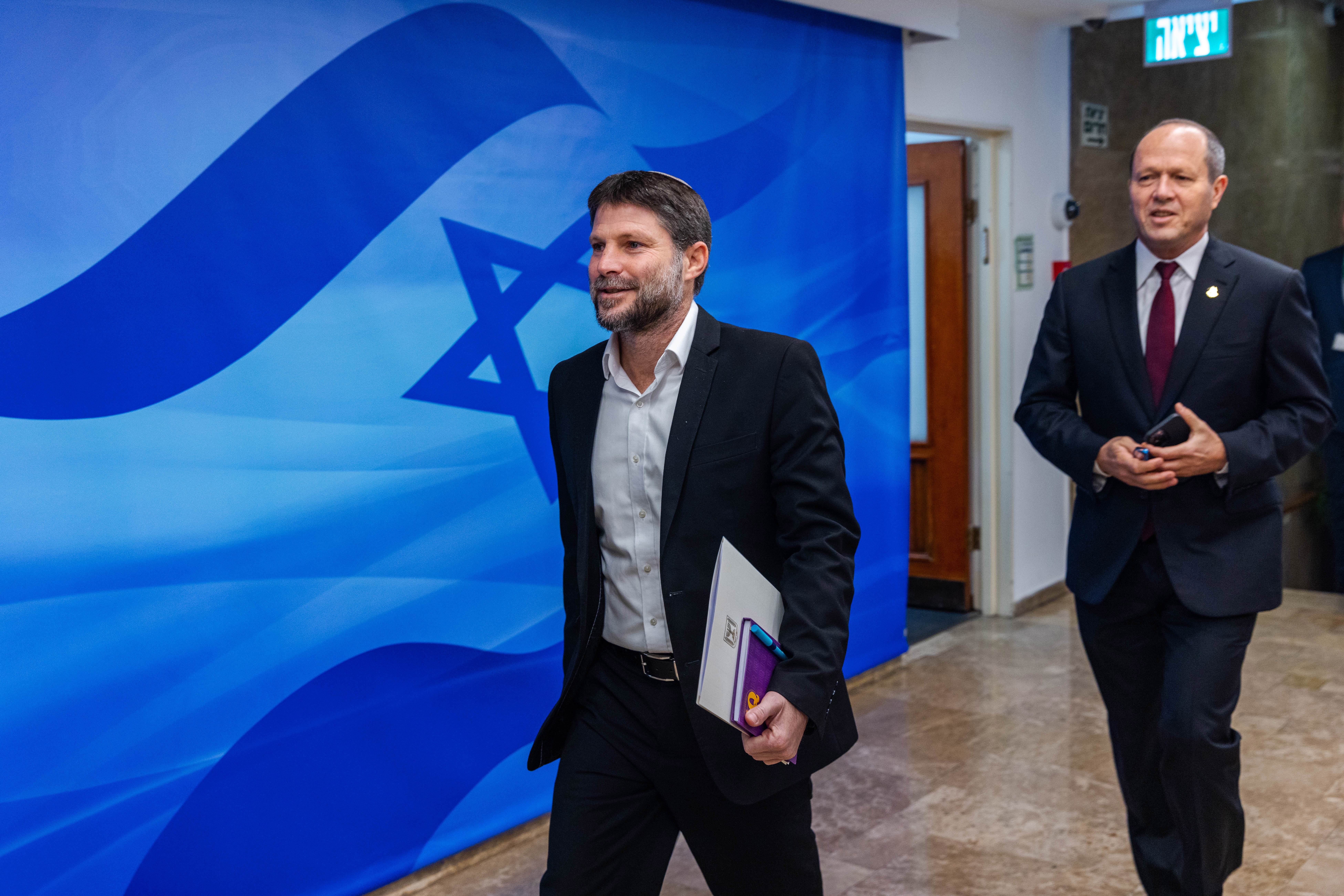 ברקת סמוטריץ' F230108OF07