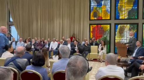 الخامسة في مكان مع محمد الشيخ خليل | 6.3.2023