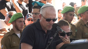 איבד את בנו במלחמה - בזמן שנדרש לנהל את הדיונים בכנסת על חוק הפטור מגיוס