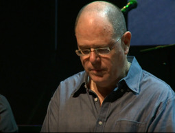 פרידה מאגדת ספורט: השדר והפרשן אבי מלר המלך לעולמו