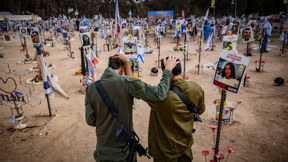 החיילים זוכרים את הנרצחים ב"נובה"