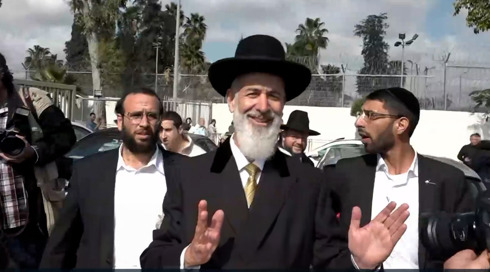 מזעזע: הרב הראשי לשעבר חשוד בביצוע מעשה מגונה בקטין