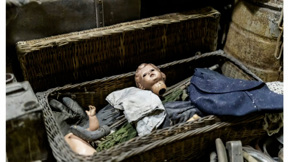 כיפה, מזוודות ומדי אסיר: מאות חפצים של קורבנות אושוויץ התגלו לראשונה