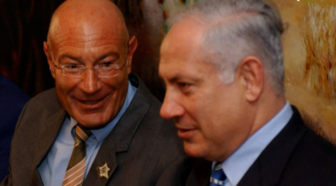 עדות נתניהו: "שרה צריכה להיות מתאבקת סומו בשביל לשתות 160 ארגזי שמפניה"