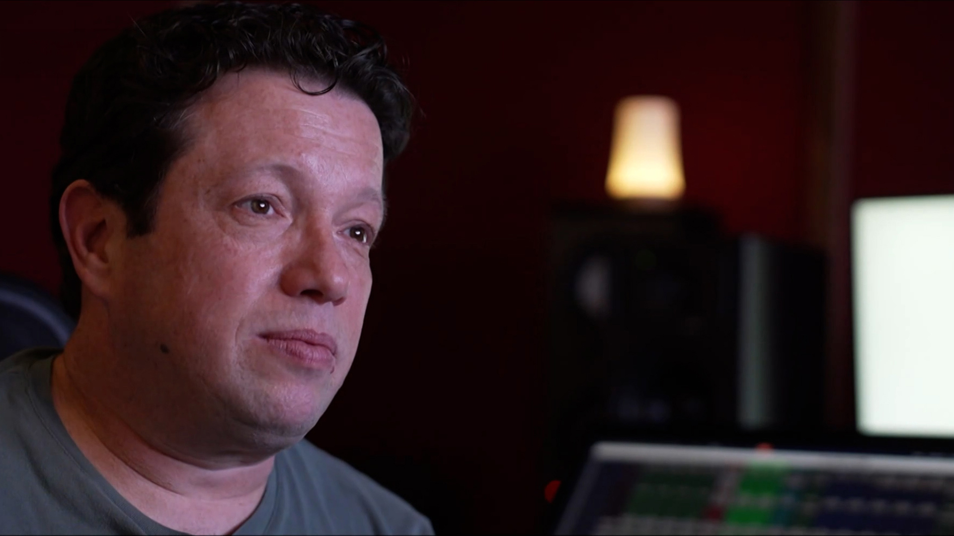 "ההוצאות ממשיכות וההכנסה נעצרת": בעלי העסקים שנפגעים מהמלחמה