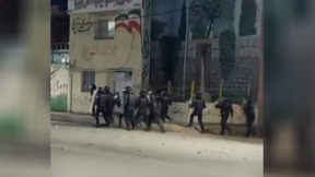 המחאות באיראן מסלימות: זו תוכנית הבריחה של ח'מנאי