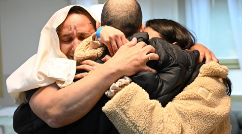 המסר של אלי שרעבי: "חייבים להציל את מי שנשאר, הם לא יחזיקו מעמד"