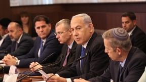הקבינט המדיני ביטחוני, בנימין נתניהו.עמית שבי, פלאש 90 הקבינט המדיני ביטחוני, בנימין נתניהו