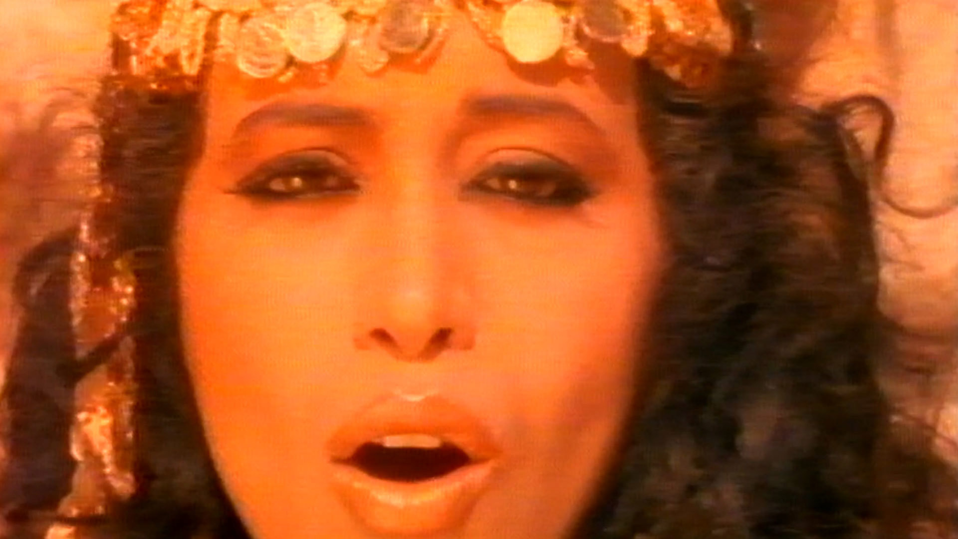 עפרה חזה. 2019