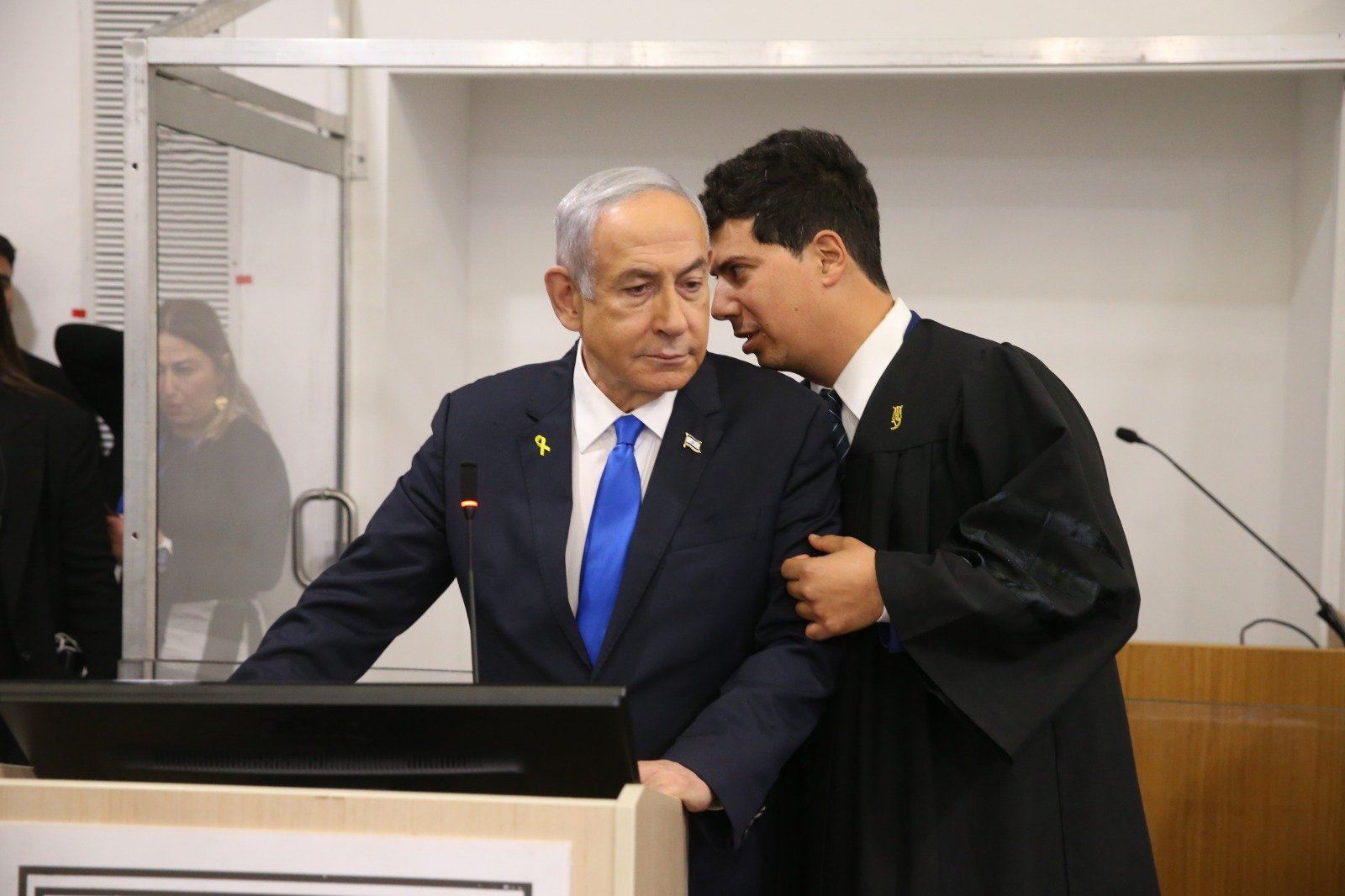 בנימין נתניהו ועמית חדד לפני עדותו, 11.12.24