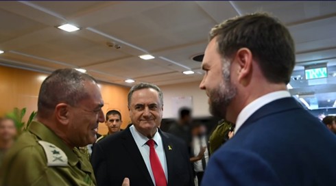 جي دي فانس وكاتس وزامير