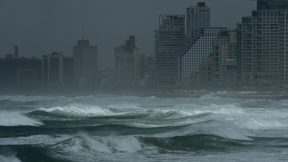 מזג אוויר גשום בתל אביב