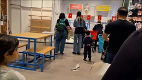 אורבניקה הכריזה על מבצע - הישראלים התנפלו: "אפילו הבובה עירומה"