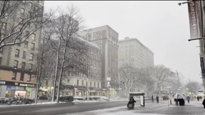 "הרע מכל עוד לפנינו": ניו יורק נאבקת בסופת השלגים הקשה