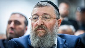 יואב בן צור