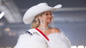 ביונסה במופע מחצית משחק ה-NFL ביוסטון, דצמבר 2025