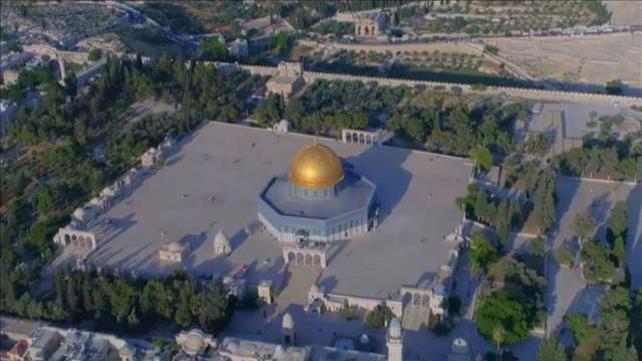 "שכל צד ילך למקום שלו": התסיסה והקולות מהעיר העתיקה