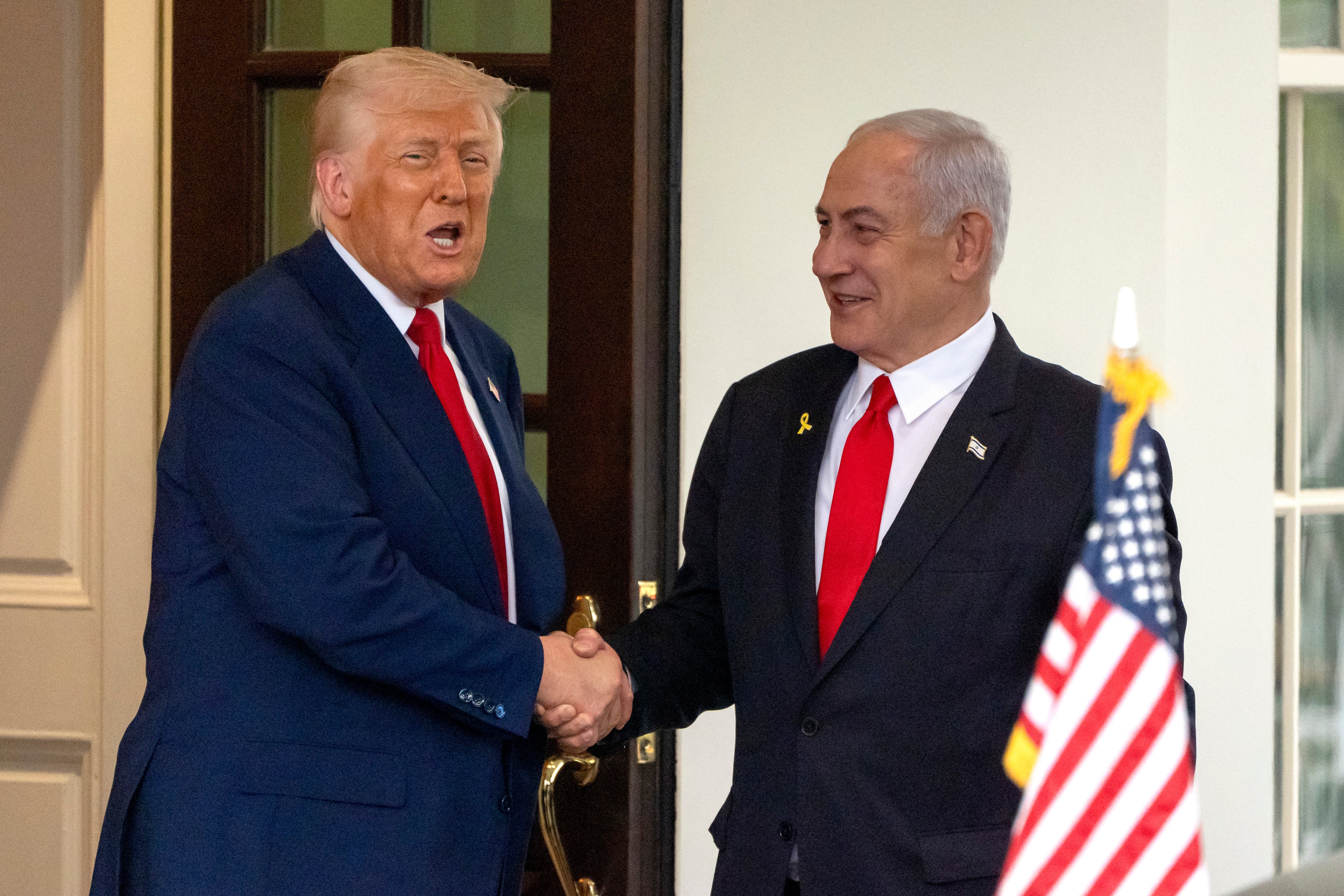 בנימין נתניהו ודונלד טראמפ במפגש בבית הלבן 7.4.25