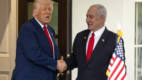 בנימין נתניהו ודונלד טראמפ במפגש בבית הלבן 7.4.25