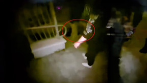 תיעוד מזעזע: ארבו בפינת הרחוב, תקפו נער בן 15 עד עילפון ושדדו אותו